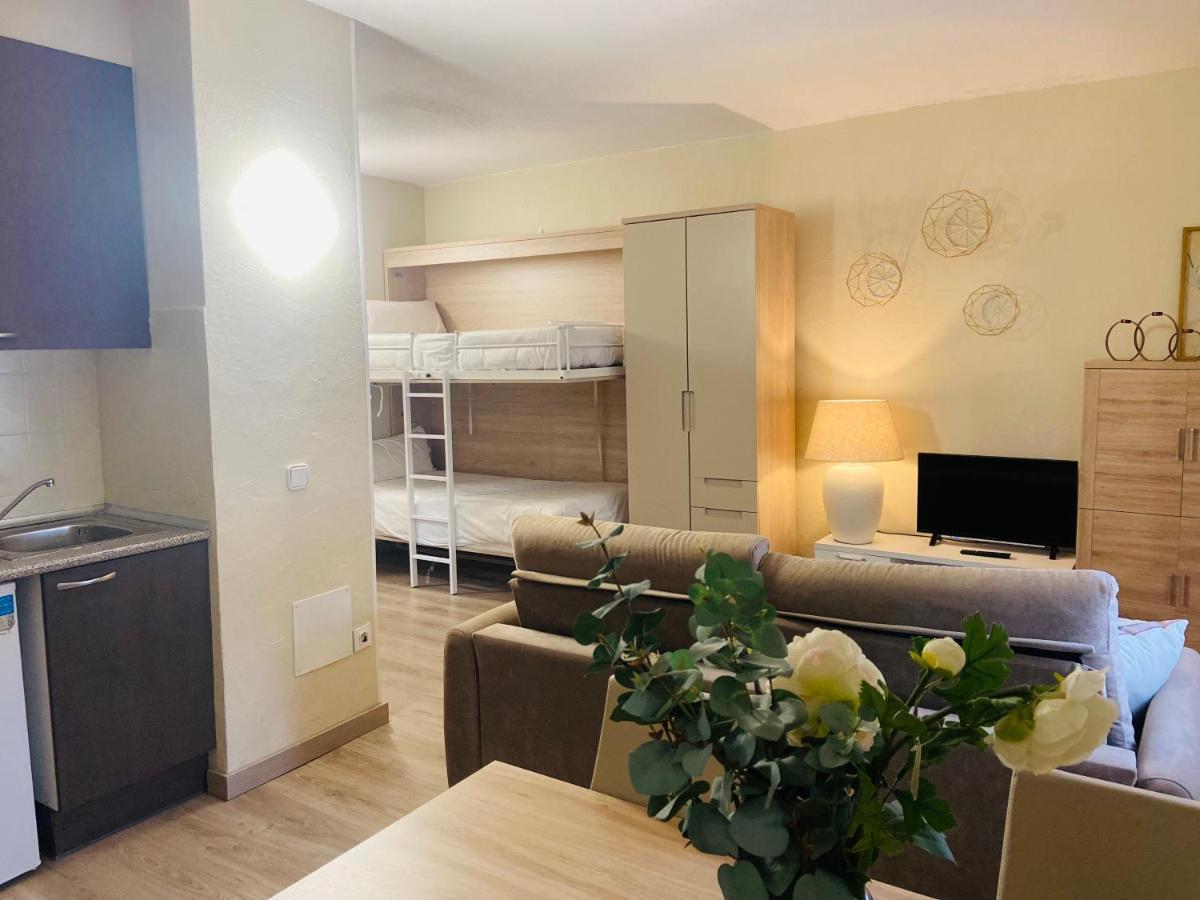 Apartamentos Nevada Mikka 3000 Pas De La Casa Eksteriør bilde