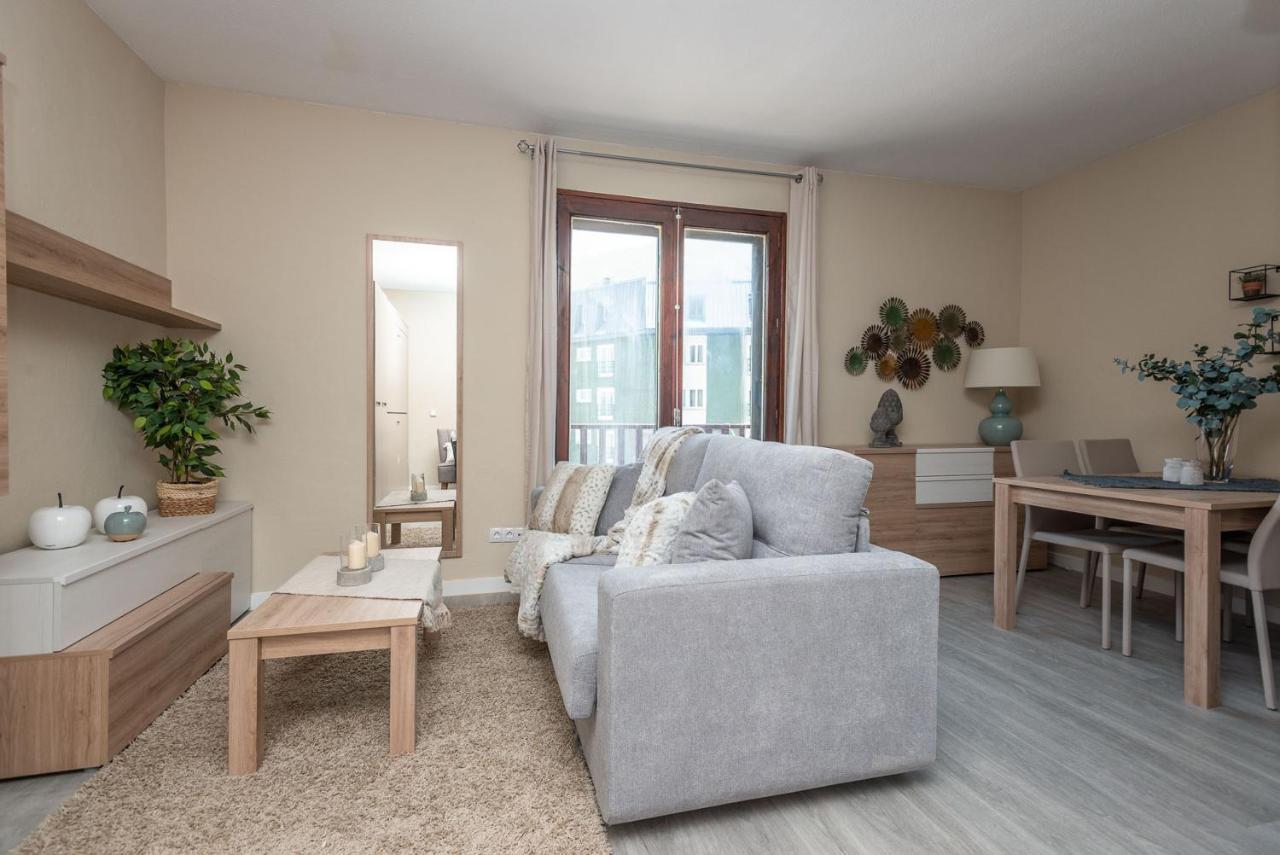 Apartamentos Nevada Mikka 3000 Pas De La Casa Eksteriør bilde